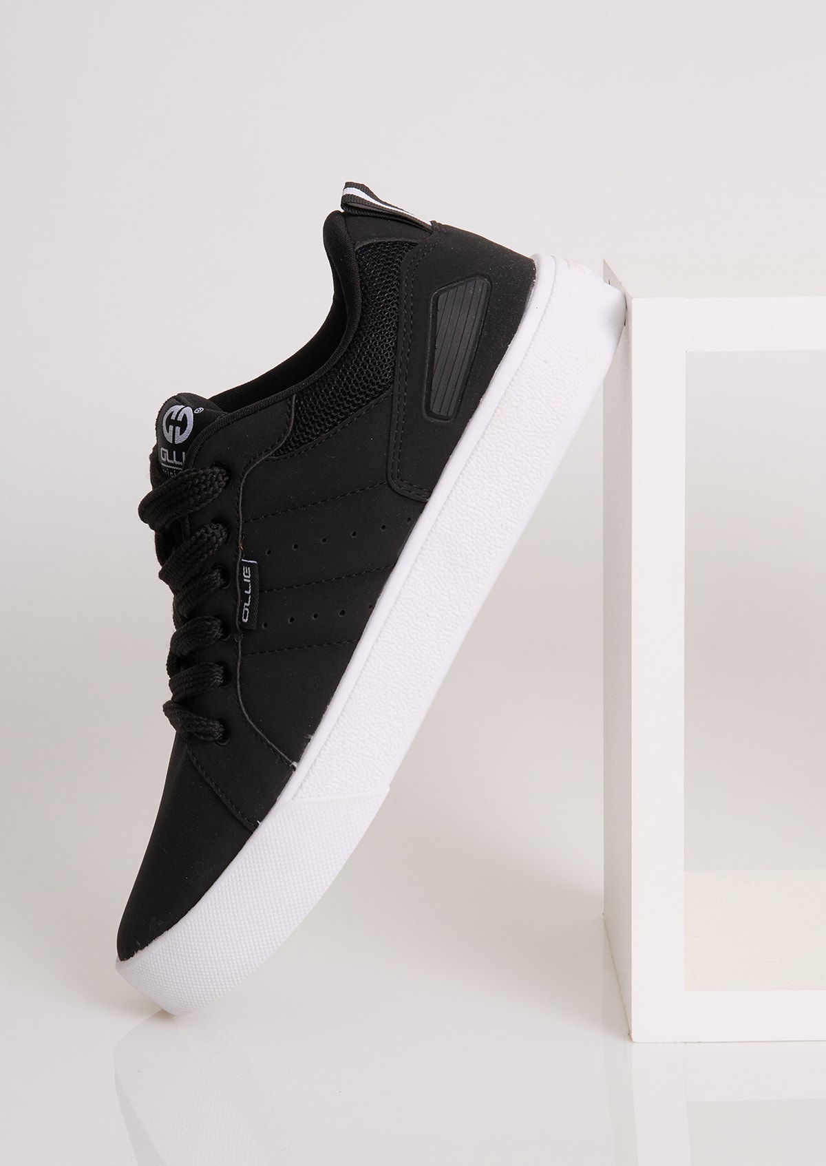 Tênis Masculino Ollie Cyclone Casual Preto - Monjuá