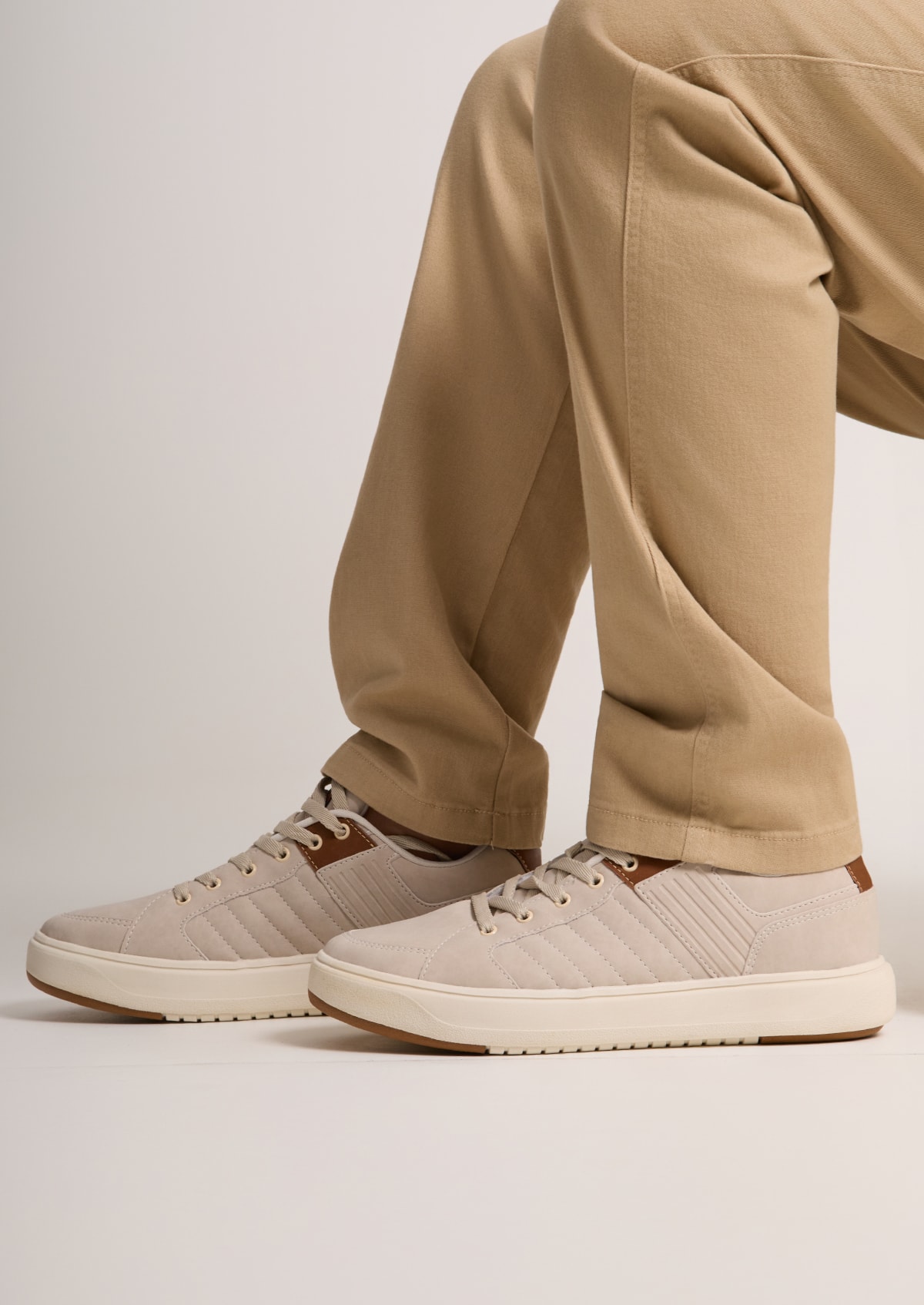 Tênis Masculino Ollie Miami 2 Casual Bege - Monjuá