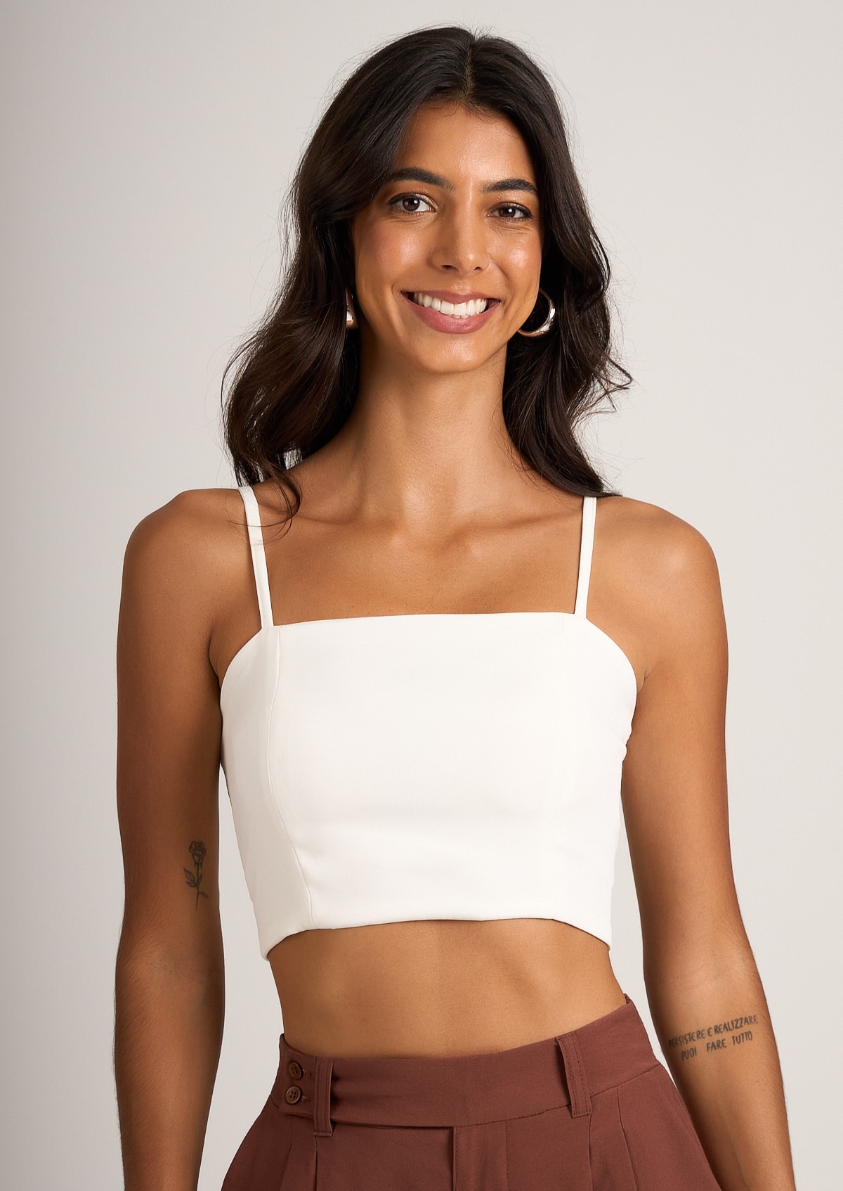 Top em Alfaiataria Off-White - Monjuá